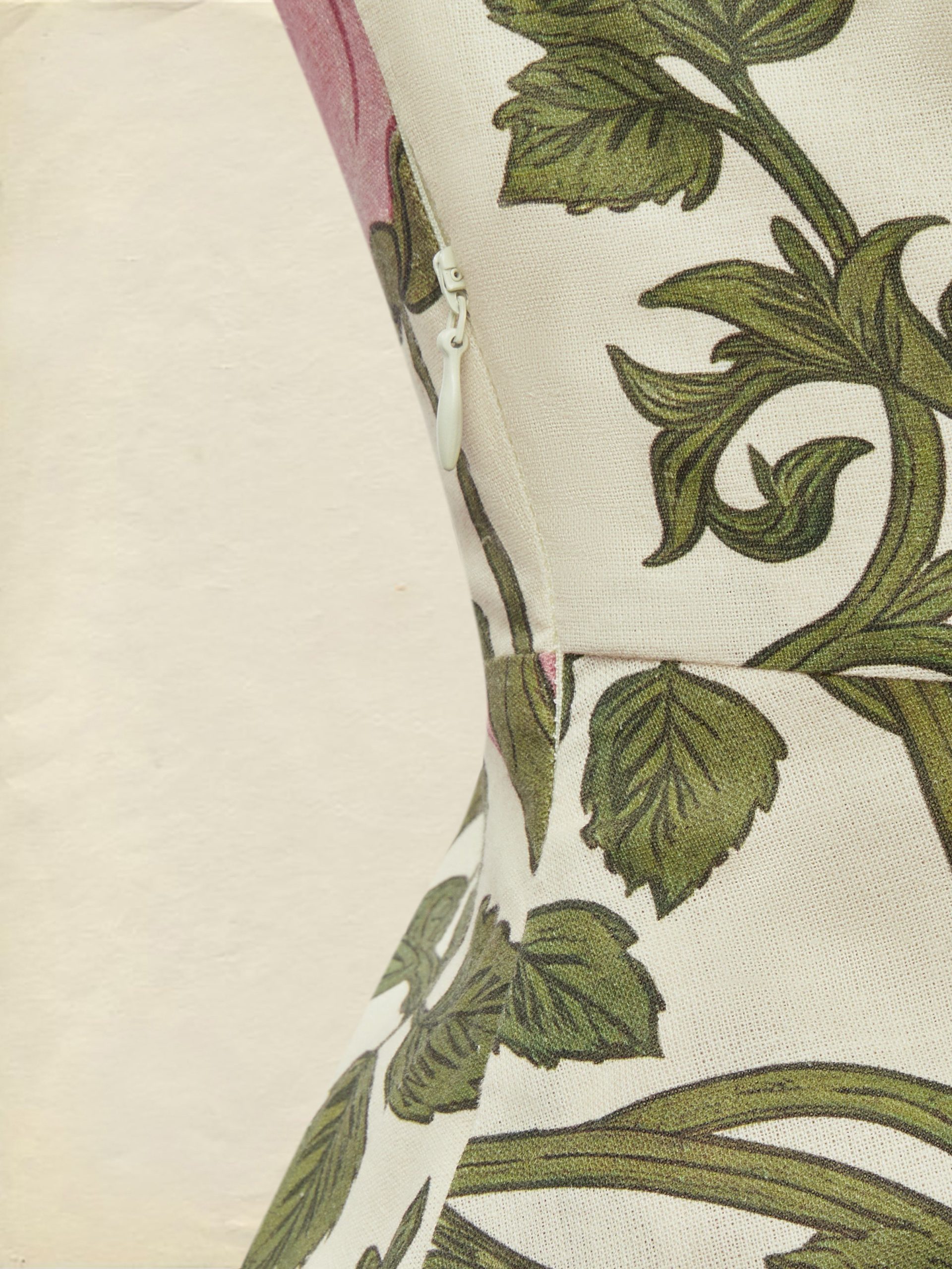 (SIZE:XS-XXL) Midi Linen Dress , Cap Sleeves, Shawl Collar, Floral, Button Design, Vintage, Green - Image 5